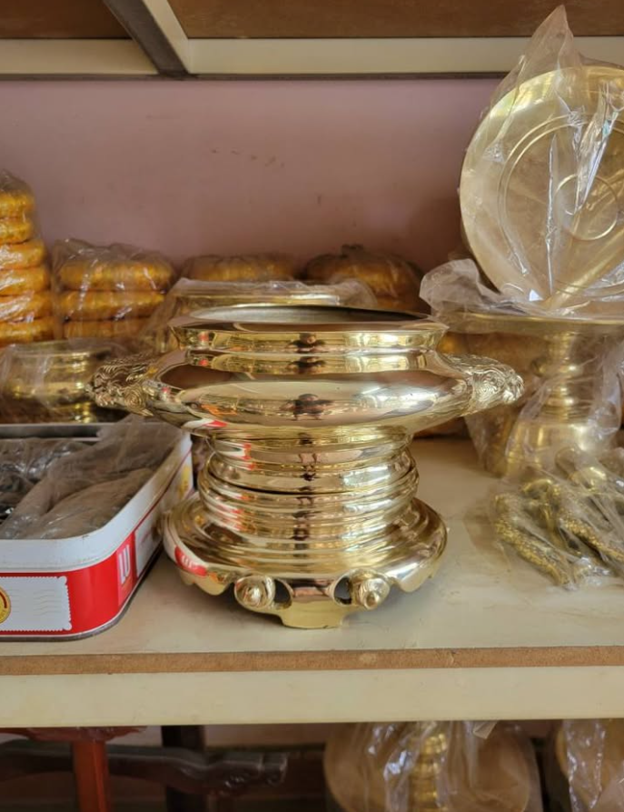 Thờ BÁT HƯƠNG Bằng ĐỒNG Hay Bằng SỨ